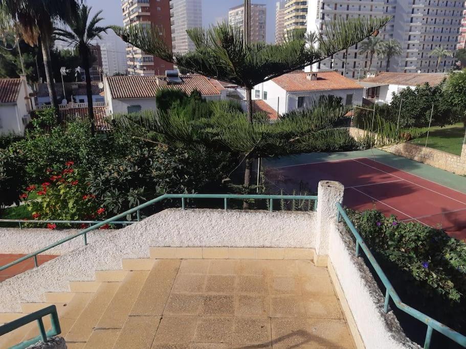 Beautiful Residential Apartment With Pool Benidorm Bagian luar foto
